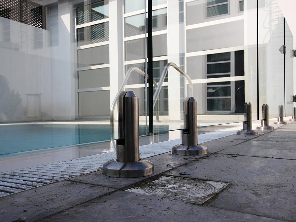 Glass Pool Fencing Dubai Al Safa Villa 00003